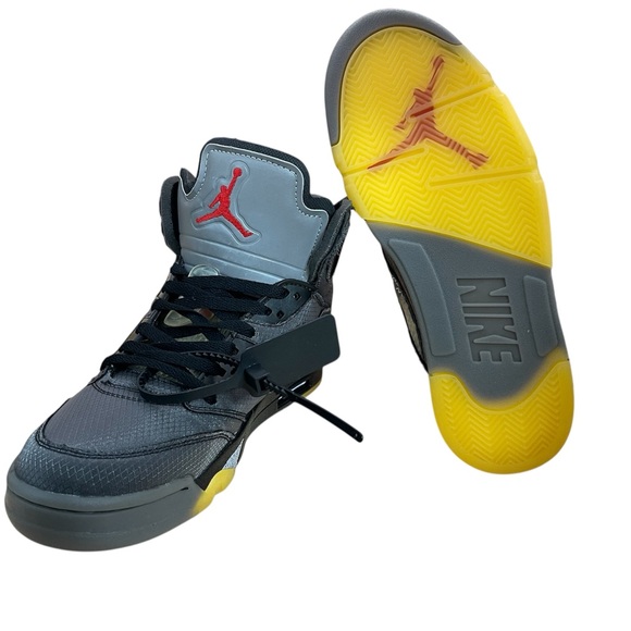 Air Jordan 5 Off‑White “Black/Muslin/Fire Red” Sneakers CT8480‑001 Size 10